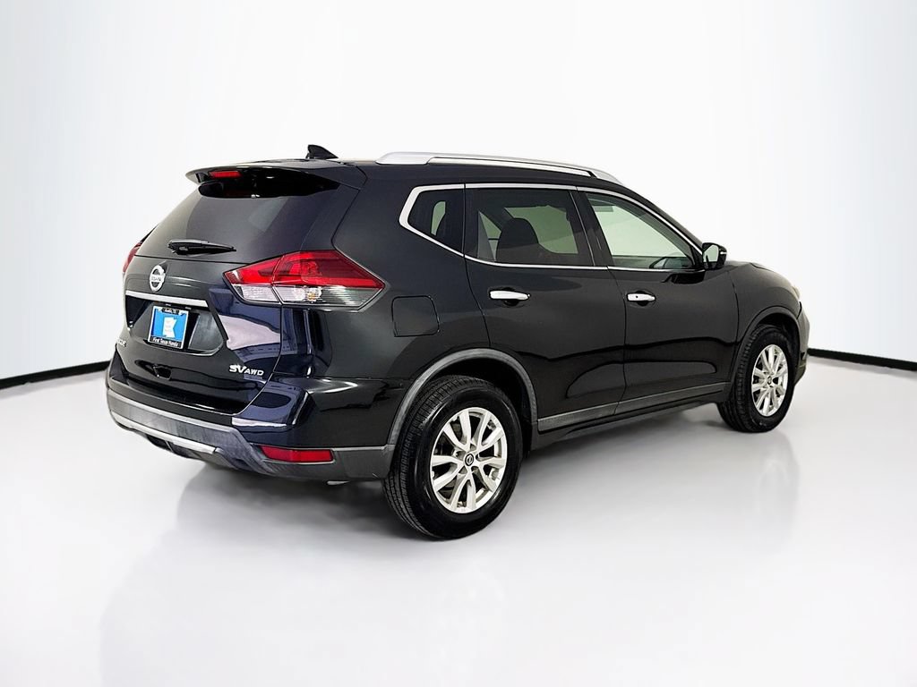 Used 2018 Nissan Rogue SV AWD/4WD image 7