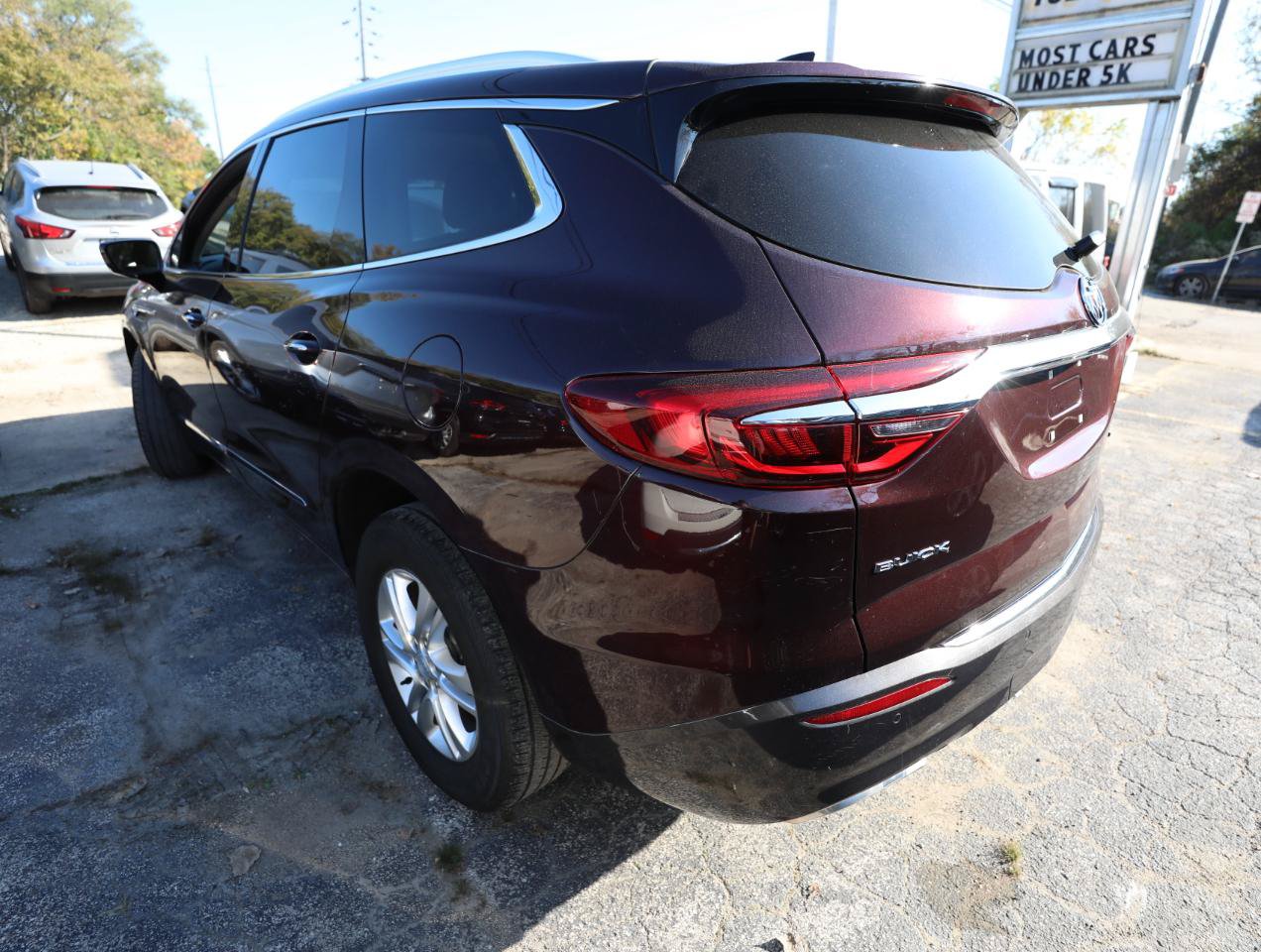 Used 2018 Buick Enclave Essence FWD image 8