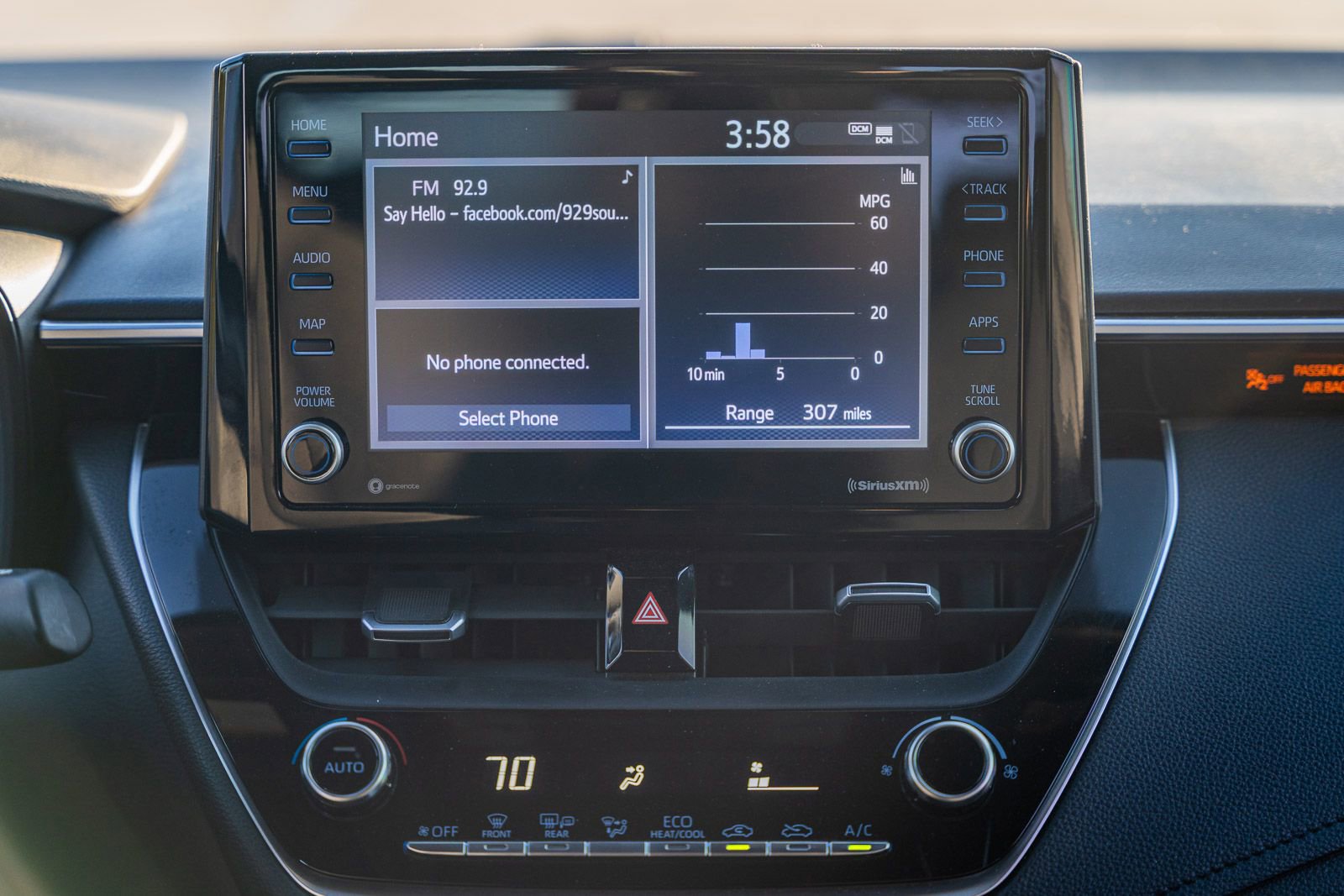 Used 2022 Toyota Corolla SE image 28