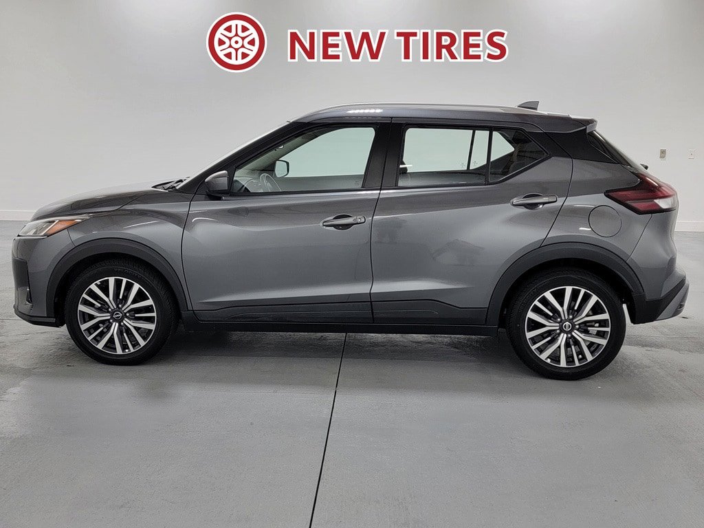 Used 2022 Nissan Kicks SV FWD image 5