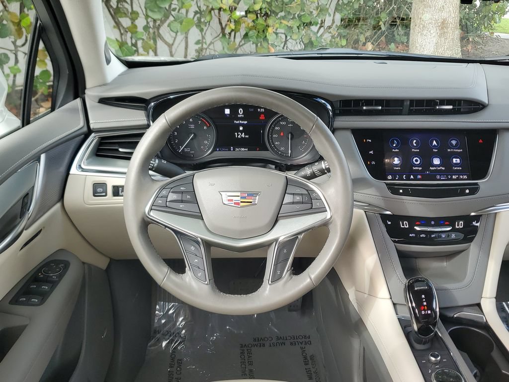 Certified 2023 Cadillac XT5 Premium Luxury w/ Technology Package FWD image 18