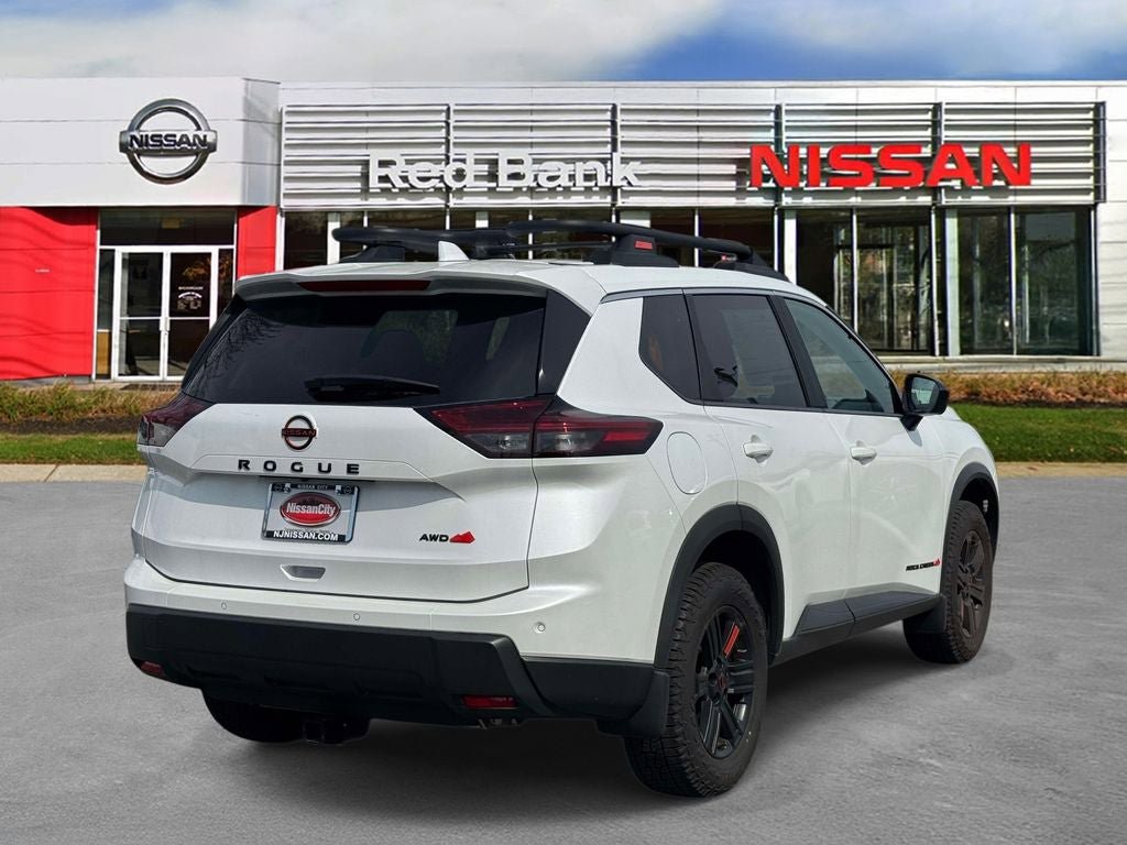Certified 2025 Nissan Rogue SV image 4