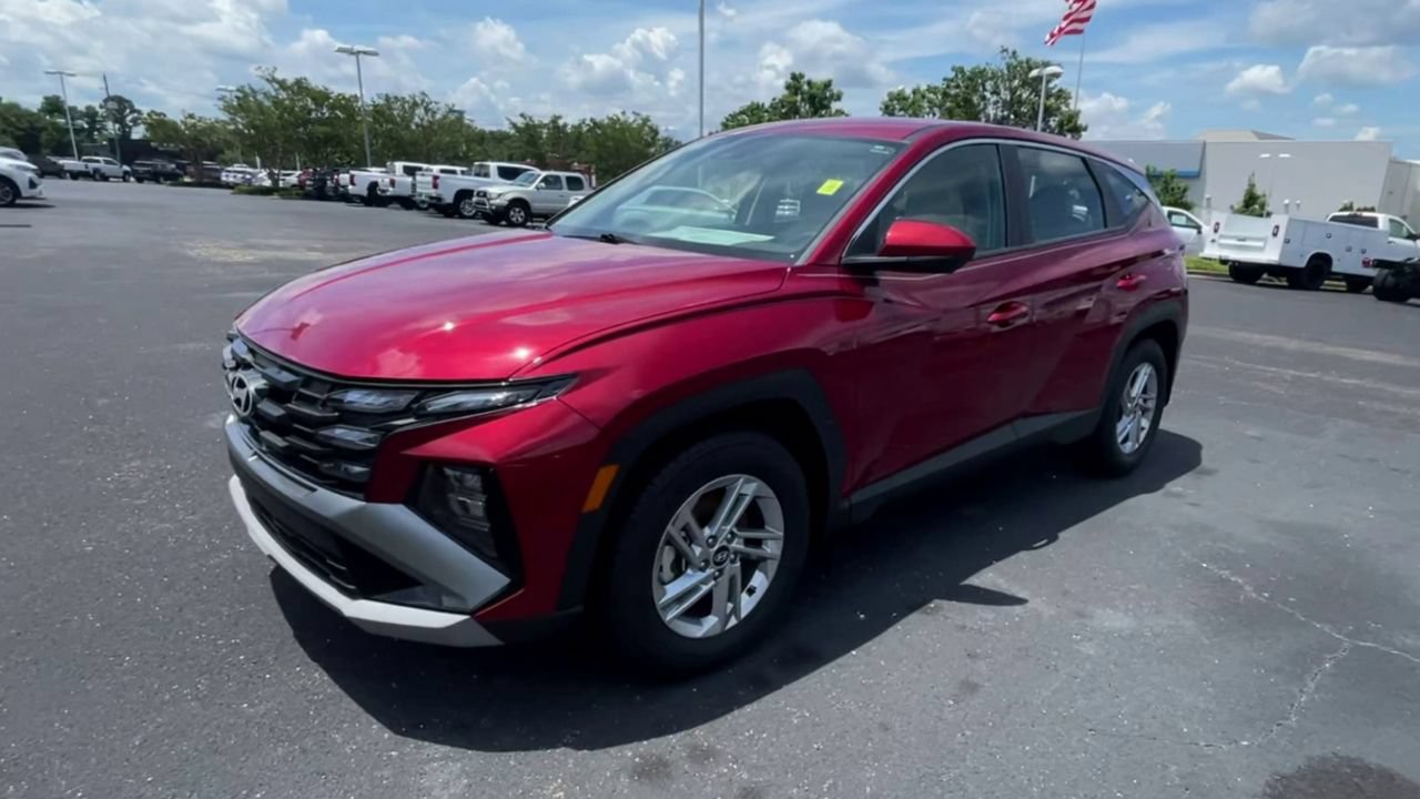 Used 2025 Hyundai Tucson SE FWD image 4