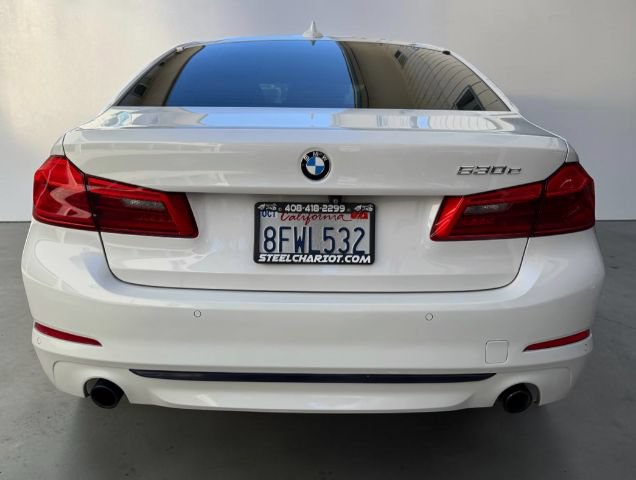 Used 2019 BMW 530e w/ Convenience Package RWD image 5