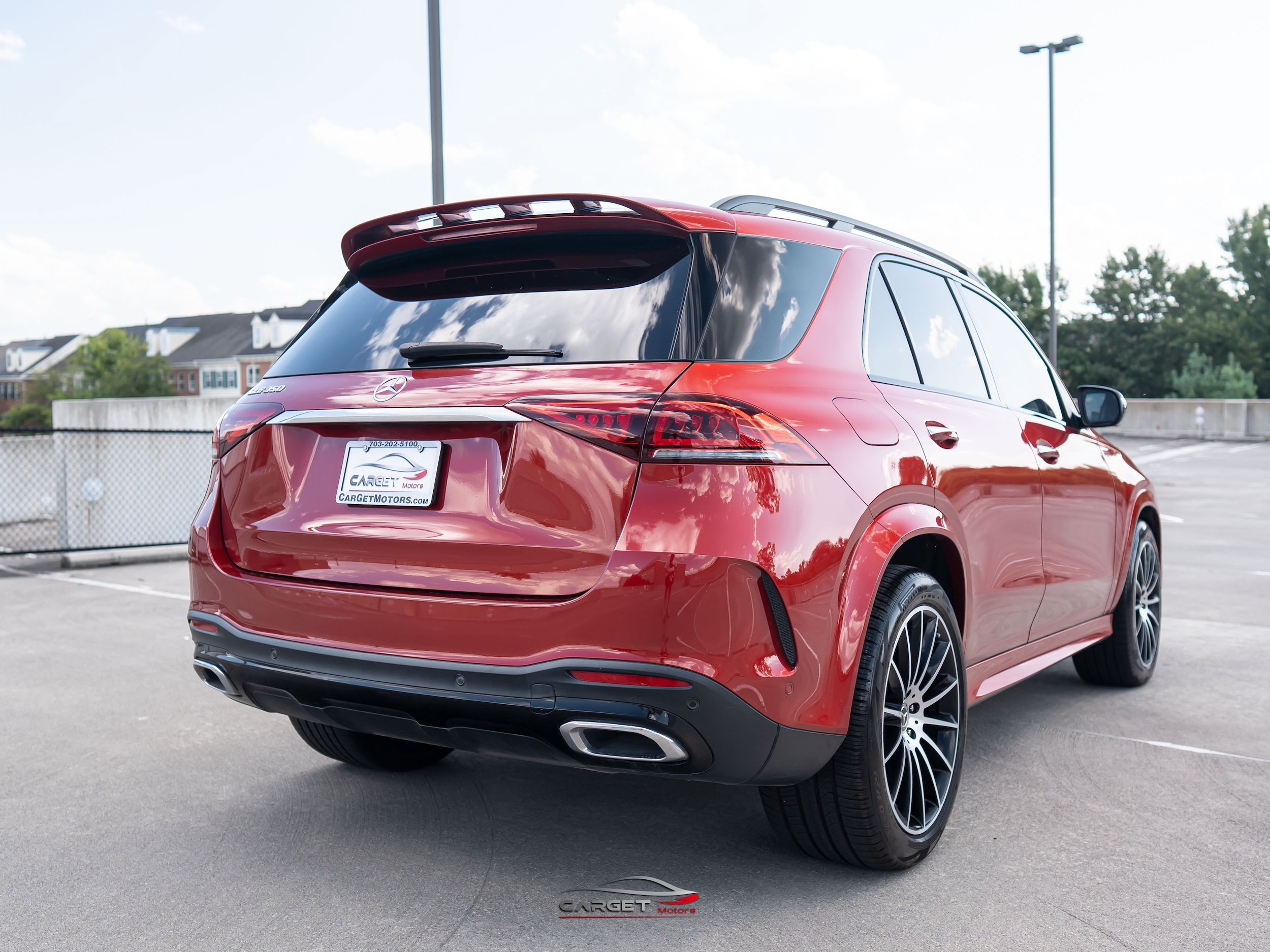 Used 2023 Mercedes-Benz GLE 350 w/ AMG Line Exterior image 7