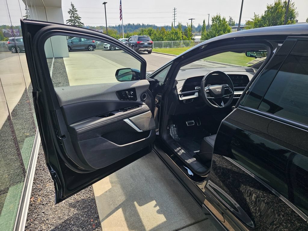 New 2026 Cadillac Optiq Sport 1 AWD/4WD image 18