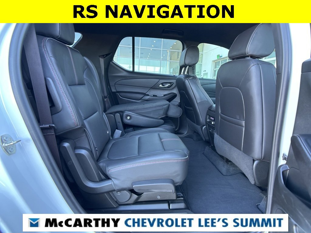Used 2023 Chevrolet Traverse RS image 39