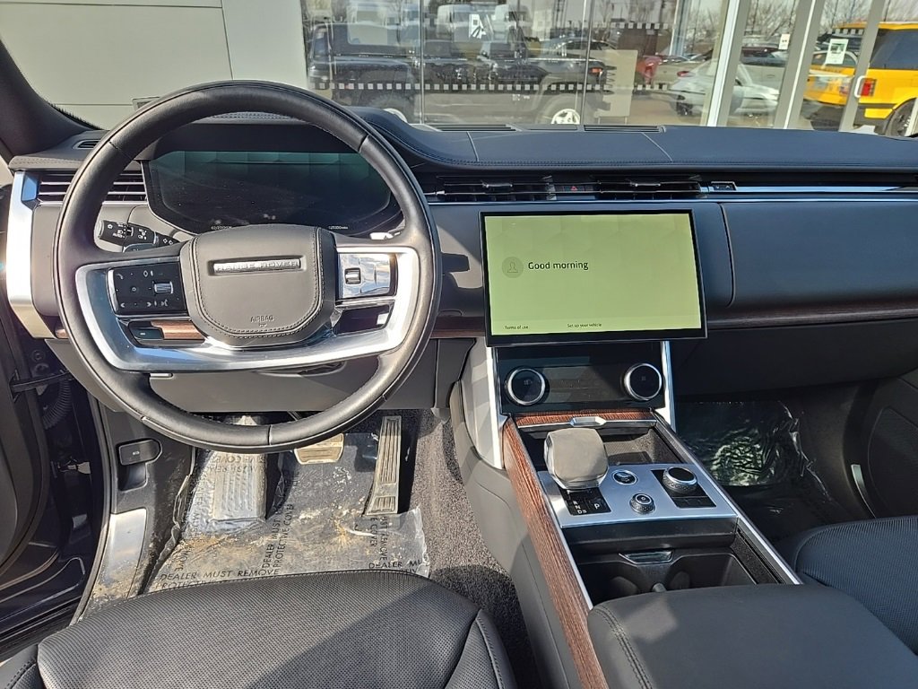 Certified 2023 Land Rover Range Rover SE image 15