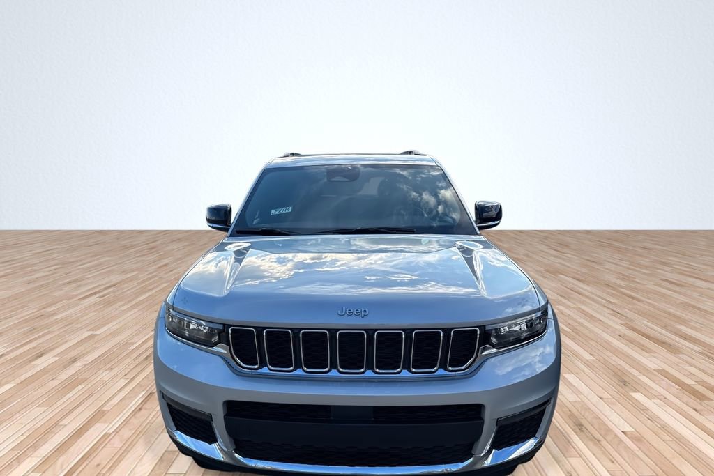 New 2025 Jeep Grand Cherokee L Limited image 2