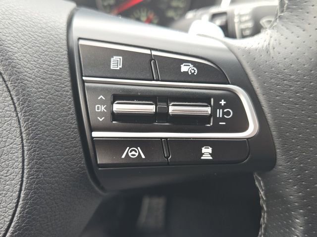 Used 2023 Kia Stinger GT2 image 15