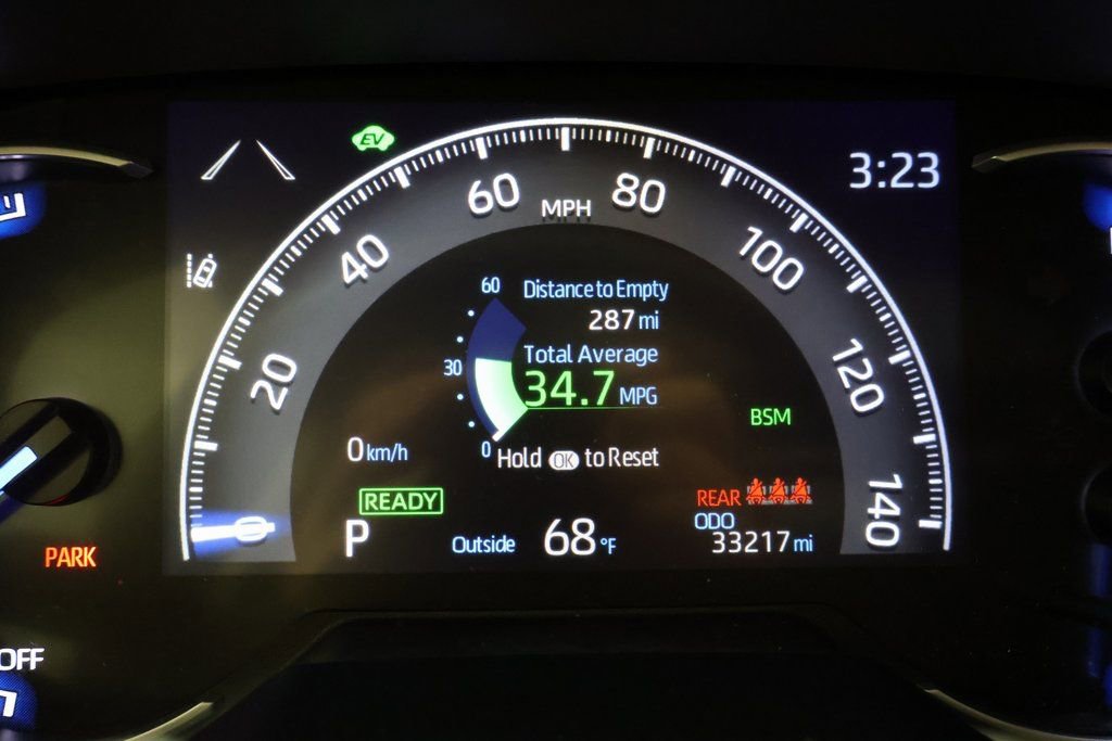 Used 2020 Toyota RAV4 Limited image 17