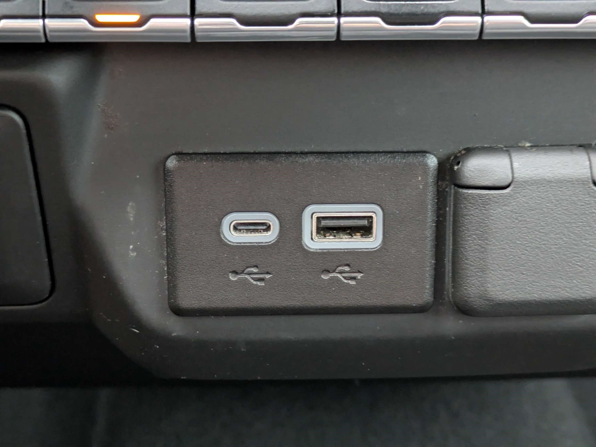 Used 2024 Chevrolet Silverado 1500 Custom RWD image 18