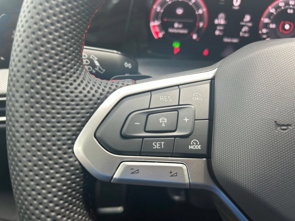 New 2026 Volkswagen GTI SE FWD image 18