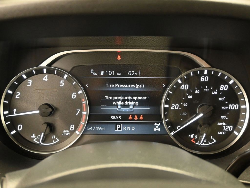 Used 2023 Nissan Titan SV image 19