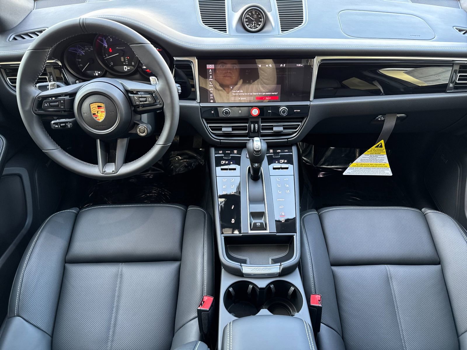 New 2026 Porsche Macan Turbo image 6