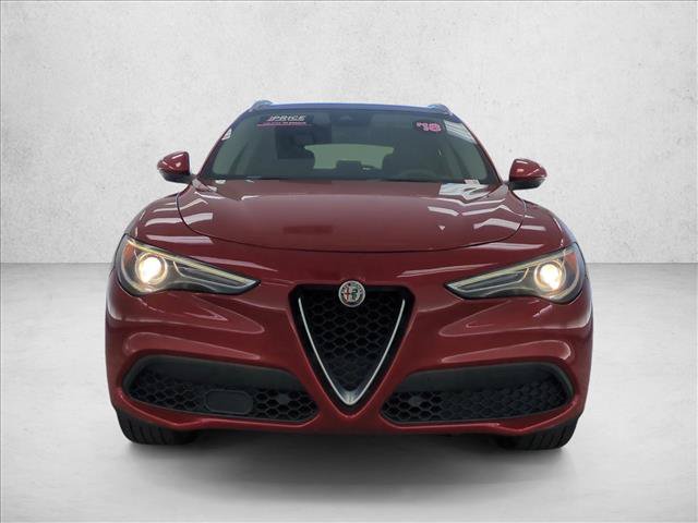 Used 2018 Alfa Romeo Stelvio Ti AWD/4WD image 2