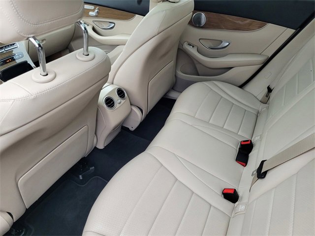 Used 2019 Mercedes-Benz GLC 300 4MATIC image 11