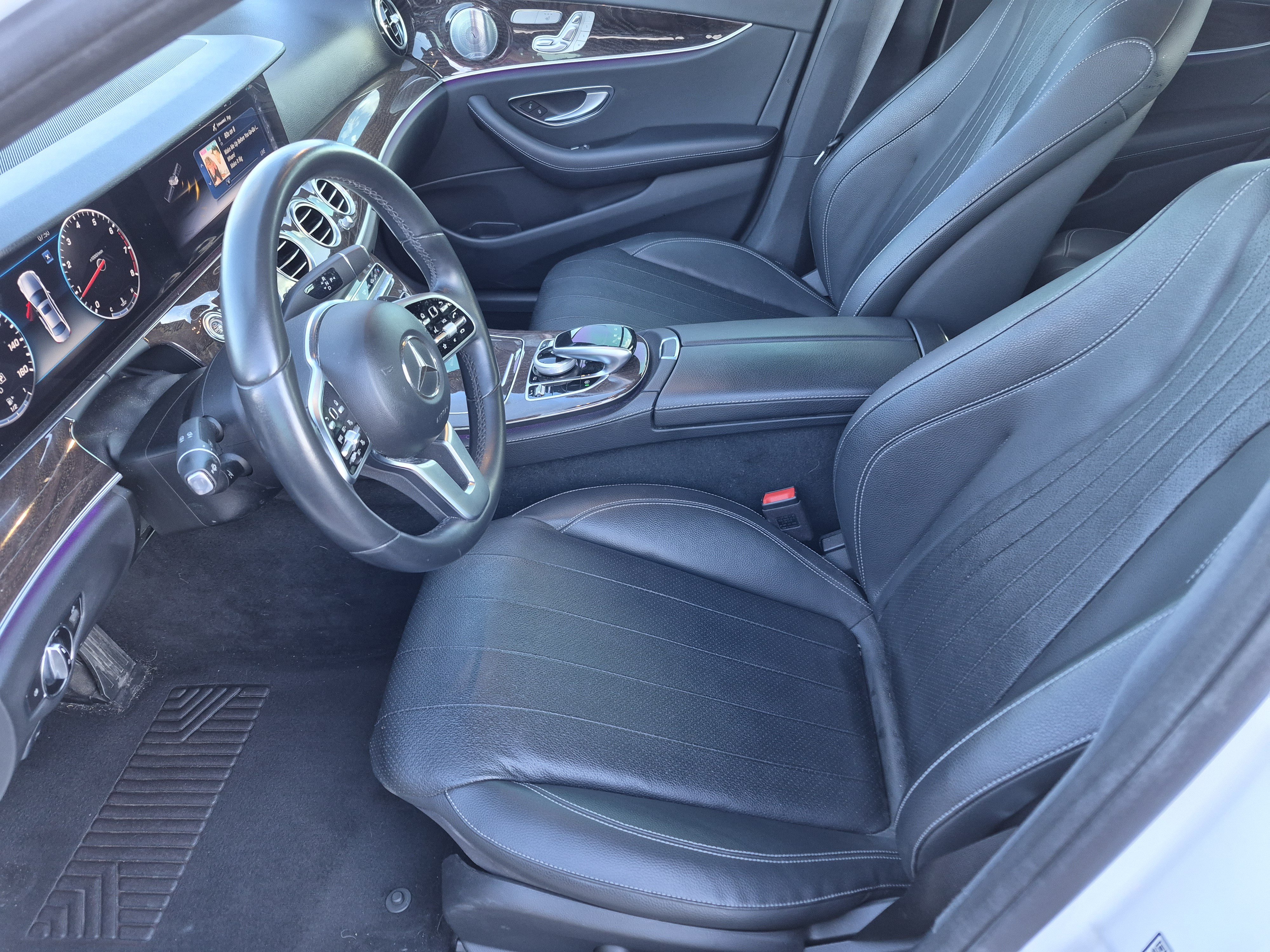 Used 2020 Mercedes-Benz E 350 4MATIC Sedan image 16