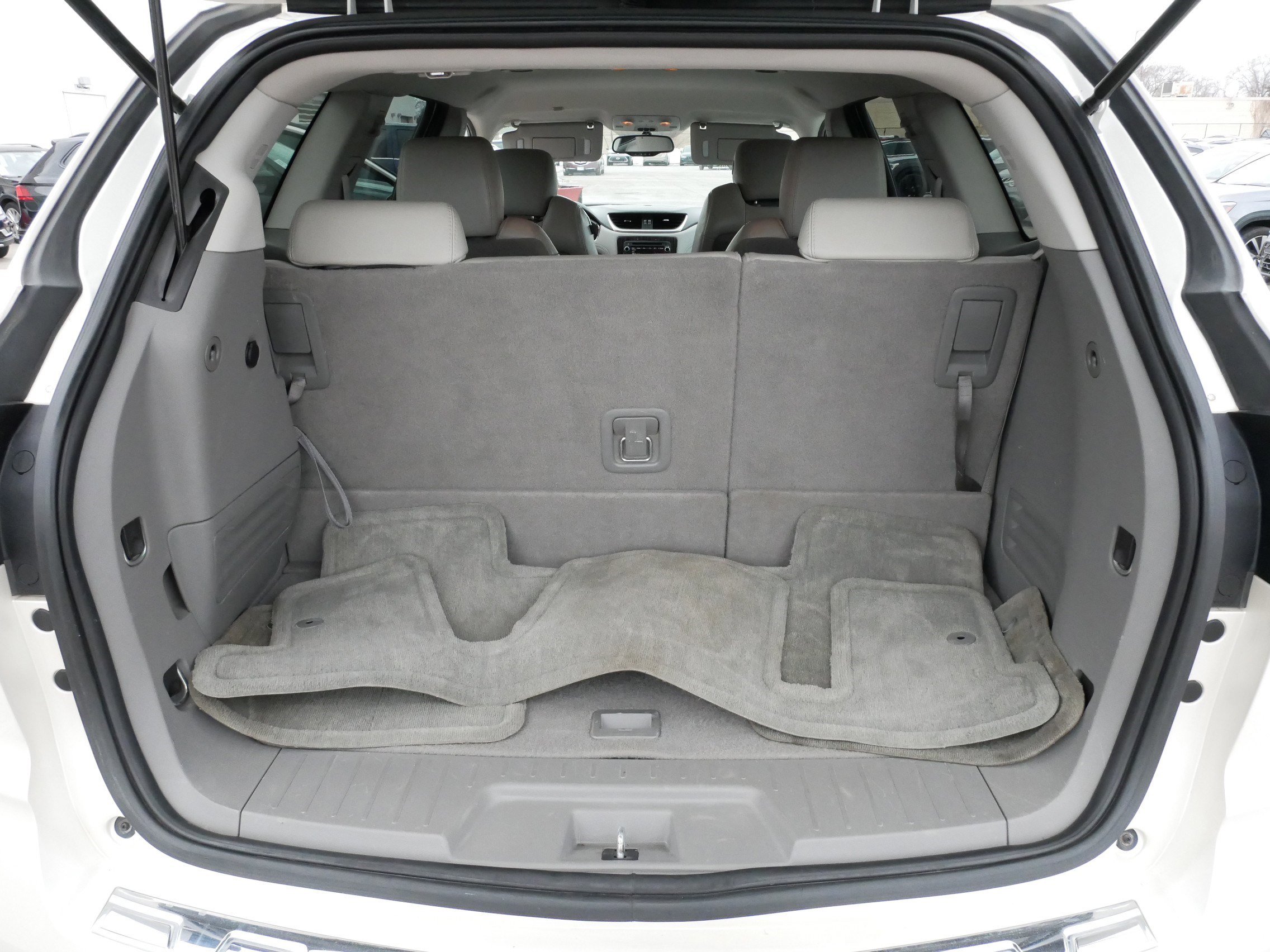 Used 2013 Chevrolet Traverse LTZ image 18