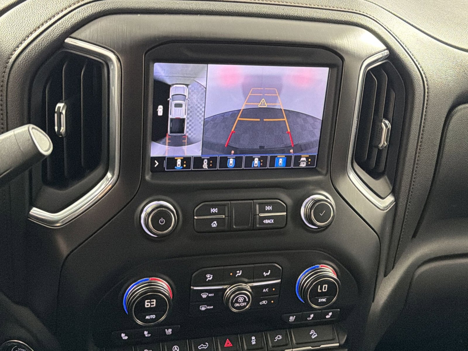 Used 2020 GMC Sierra 1500 AT4 w/ AT4 Premium Package image 19