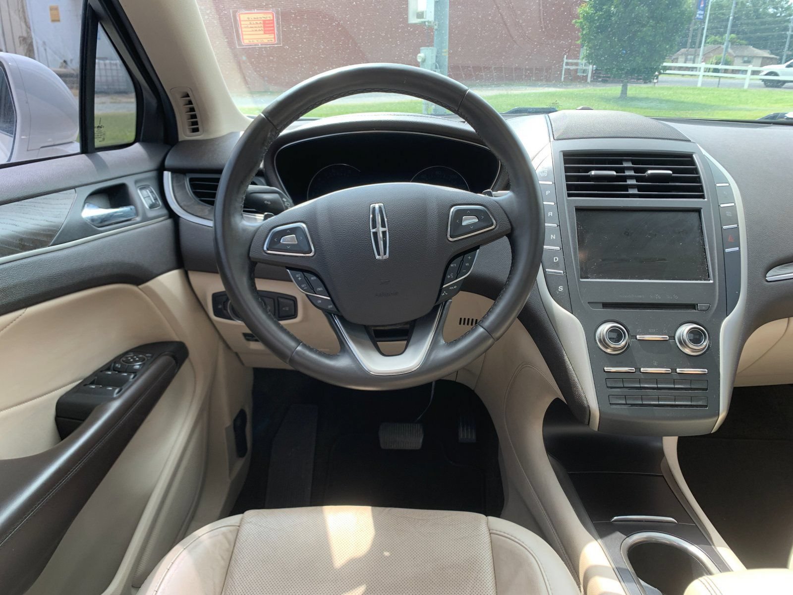 Used 2018 Lincoln MKC Reserve w/ Lincoln MKC Climate Package FWD image 18