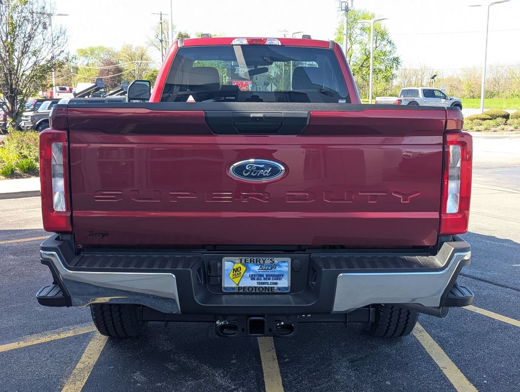 New 2026 Ford F250 XLT w/ FX4 Off-Road Package AWD/4WD image 4