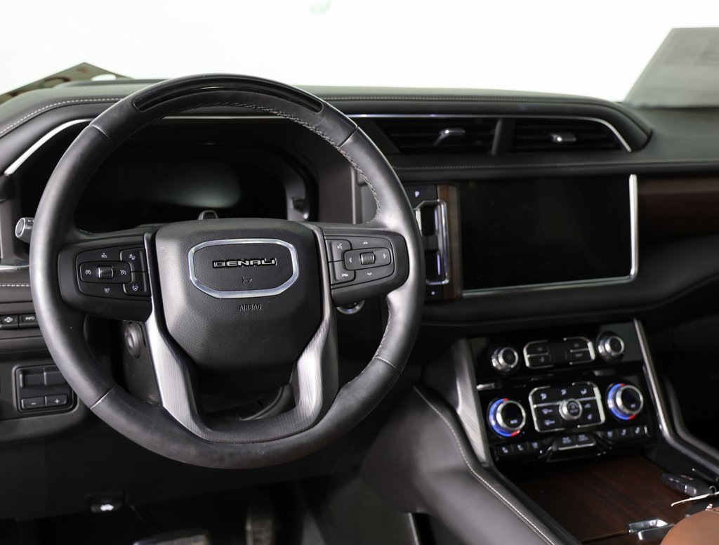 Certified 2024 GMC Yukon Denali Ultimate image 12