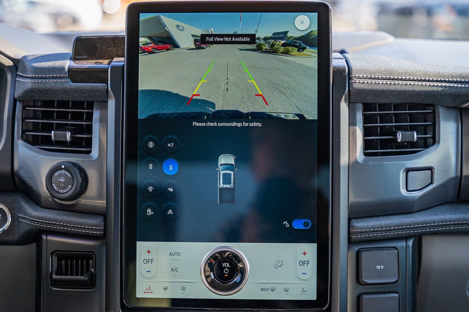 New 2025 Ford F150 Lightning Flash image 28