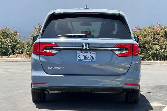 Used 2024 Honda Odyssey Elite image 5