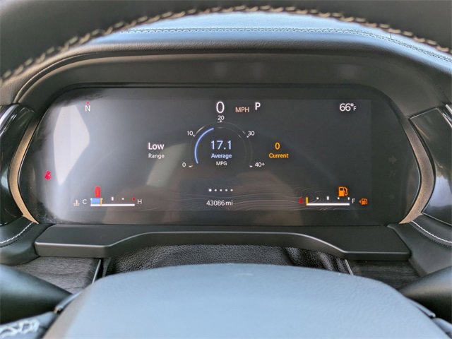 Certified 2022 Jeep Grand Cherokee L Limited w/ Trailer Tow Group (B) image 16