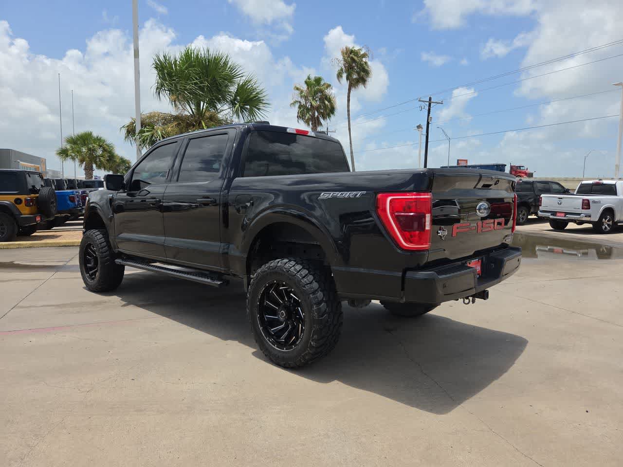 Used 2022 Ford F150 XLT w/ Equipment Group 302A High RWD image 12