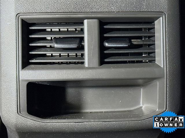 Used 2021 Volkswagen Atlas Cross Sport SE image 25