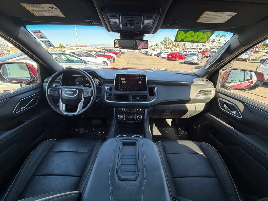 Used 2024 GMC Yukon SLT w/ SLT Luxury Package RWD image 14