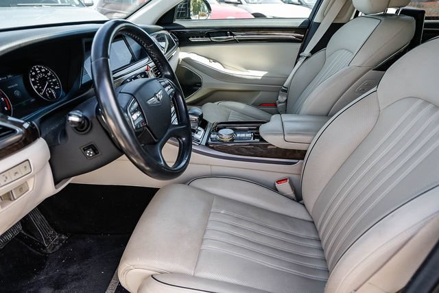 Used 2019 Genesis G90 5.0 Ultimate RWD image 18