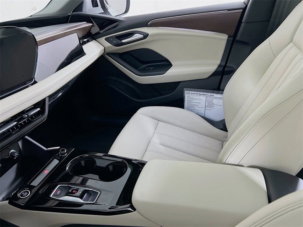 New 2025 Audi A6 e-tron Premium RWD image 20