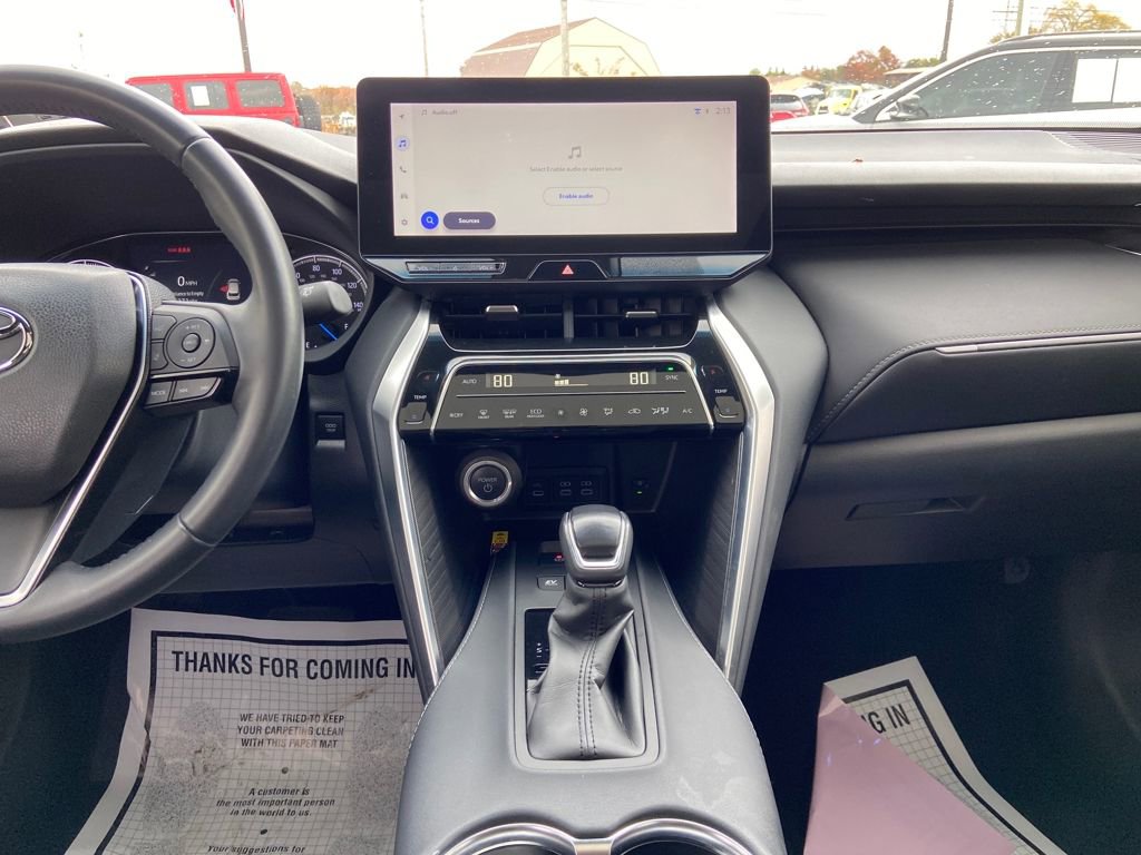 Used 2023 Toyota Venza Nightshade image 25