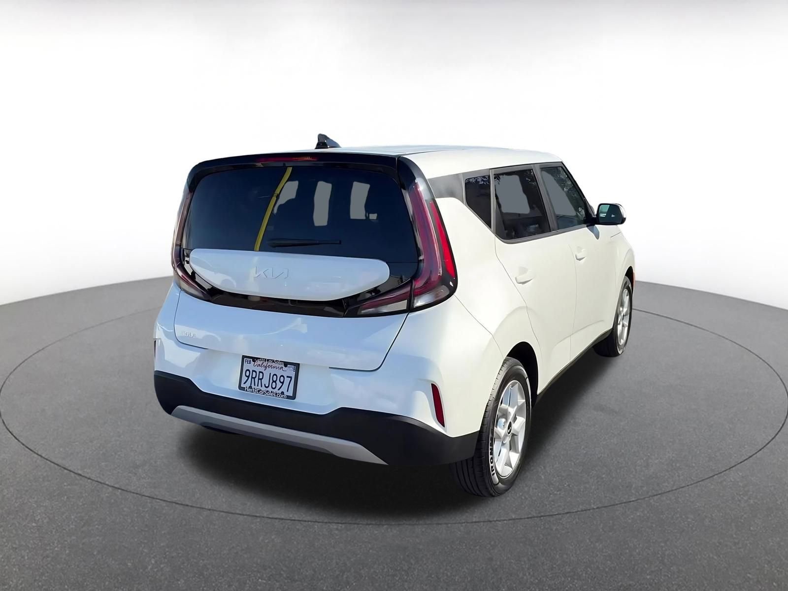 Used 2025 Kia Soul LX w/ LX Technology Package image 14