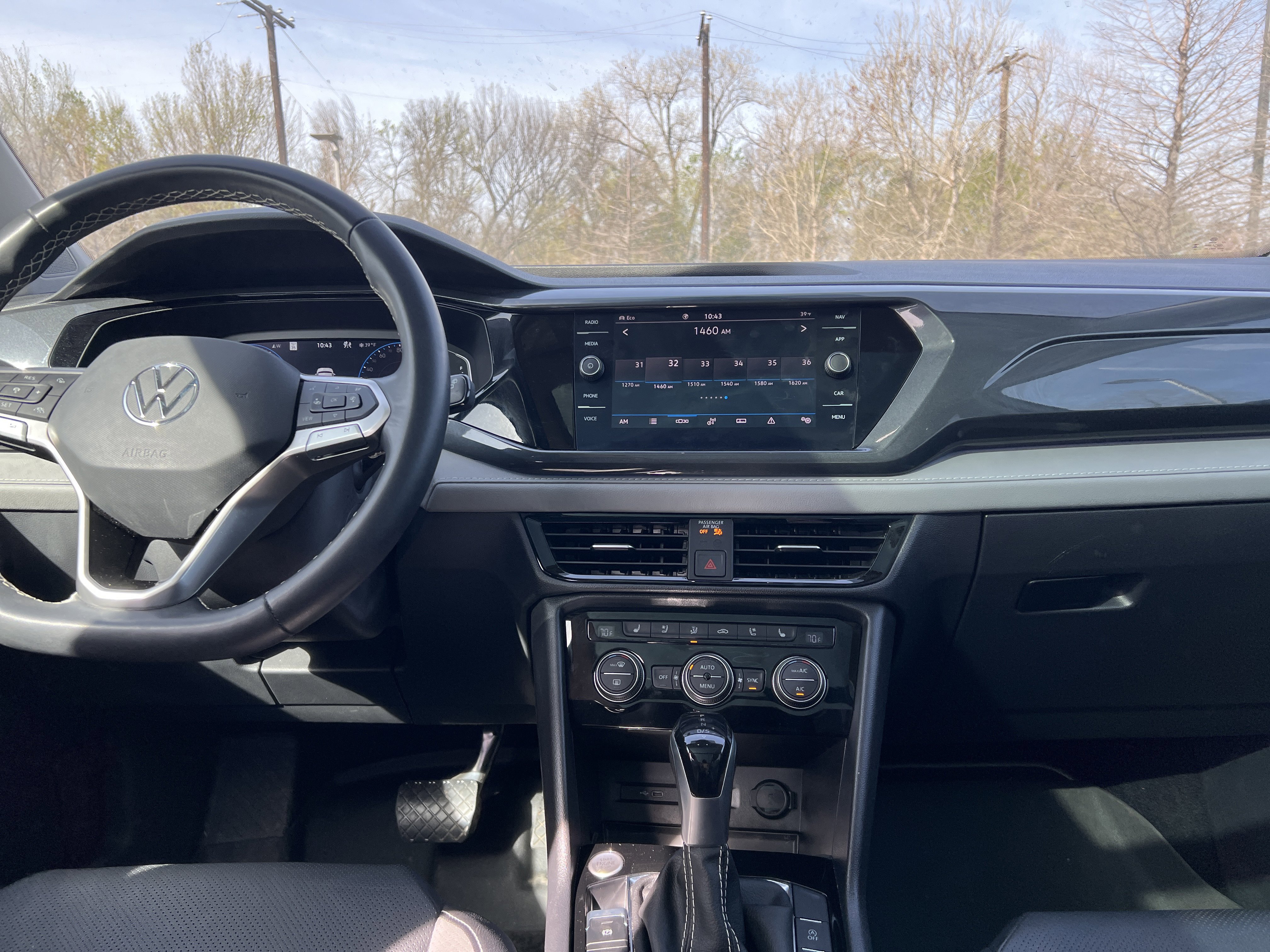 Certified 2023 Volkswagen Taos SEL image 29