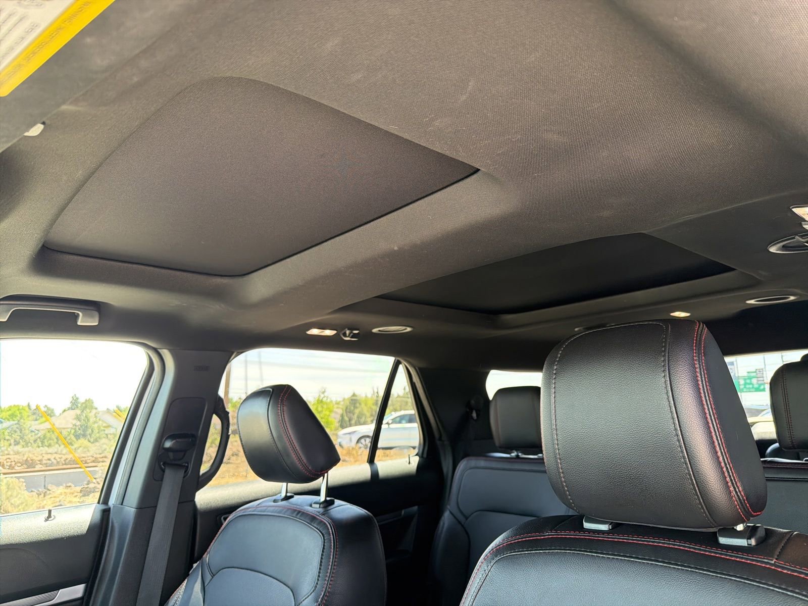 Used 2018 Ford Explorer Sport w/ Equipment Group 401A AWD/4WD image 17