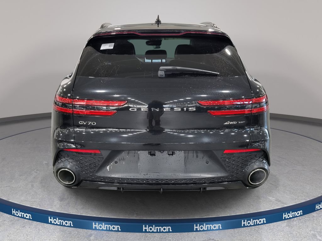 Used 2022 Genesis GV70 3.5T Sport image 12