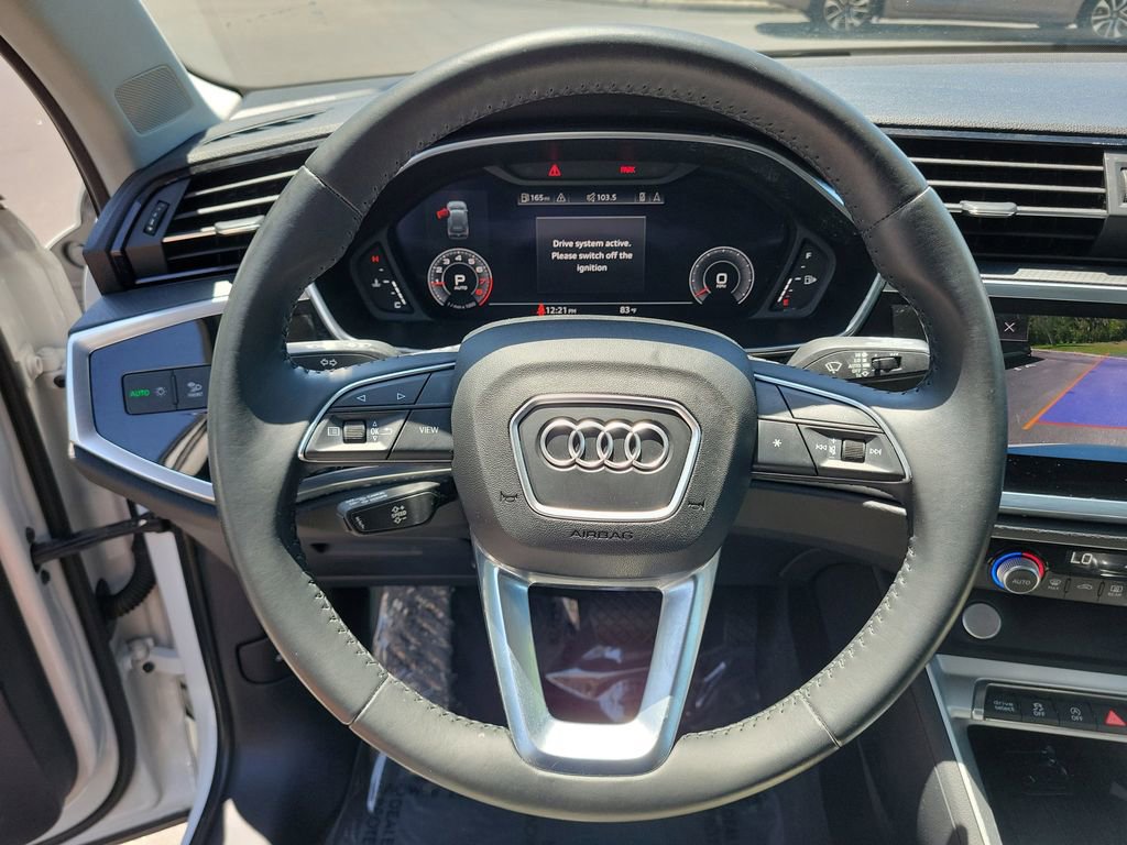 Used 2019 Audi Q3 2.0T Premium Plus w/ Premium Plus Package AWD/4WD image 28