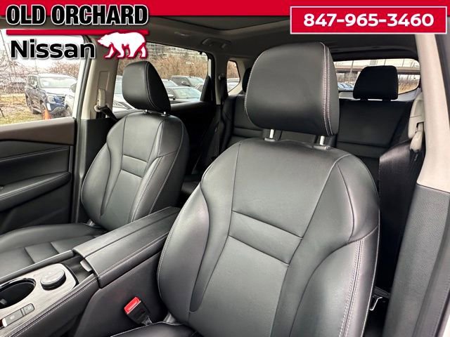 Used 2023 Nissan Rogue SL w/ SL Premium Package image 11