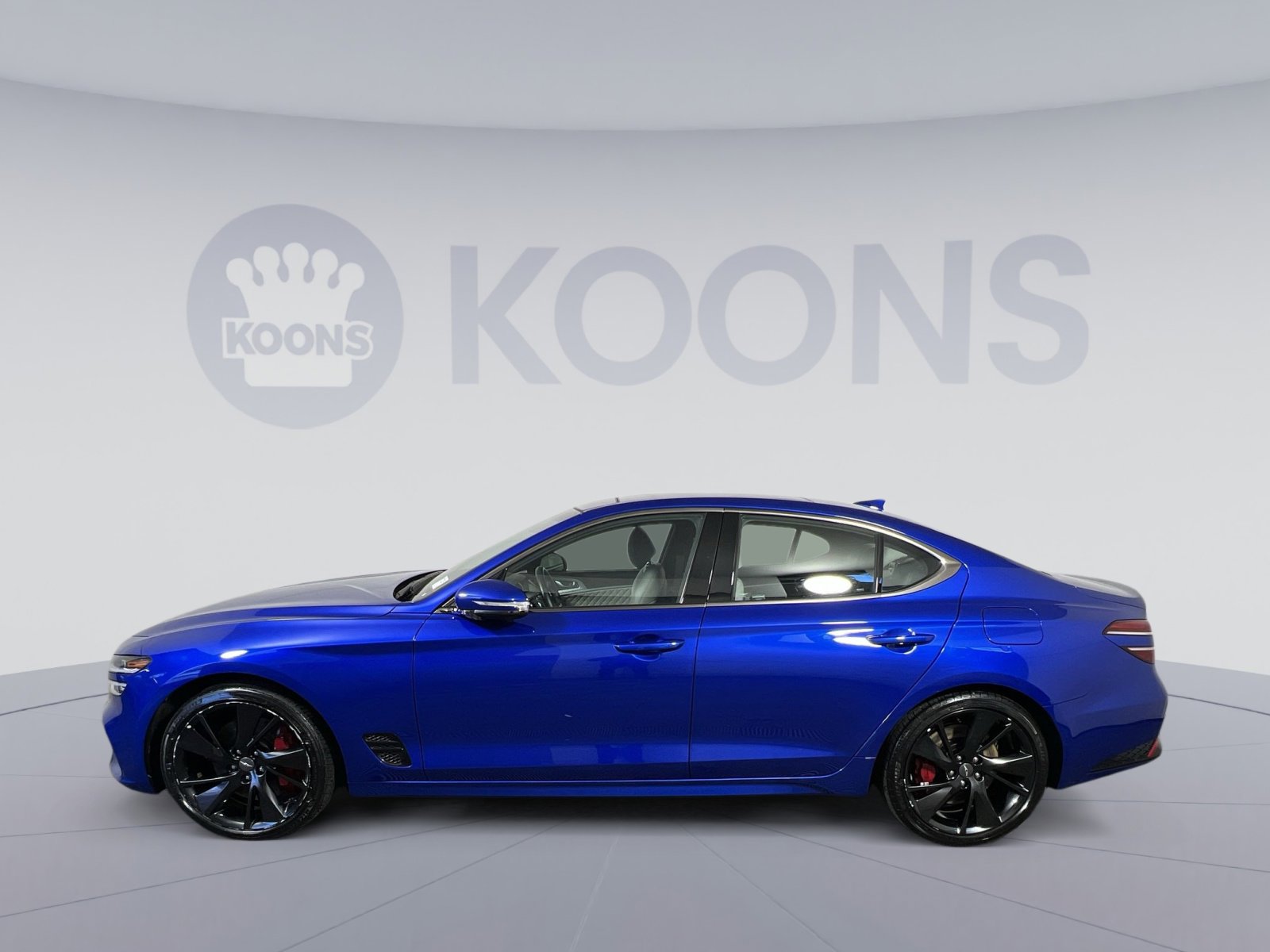 Used 2023 Genesis G70 3.3T w/ Sport Prestige Package image 2