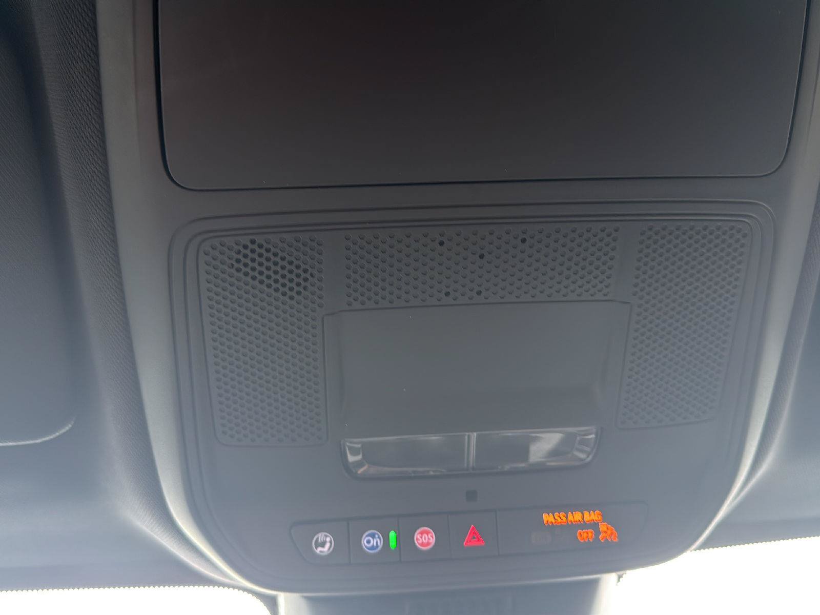 Used 2026 Chevrolet Equinox LT AWD/4WD image 13