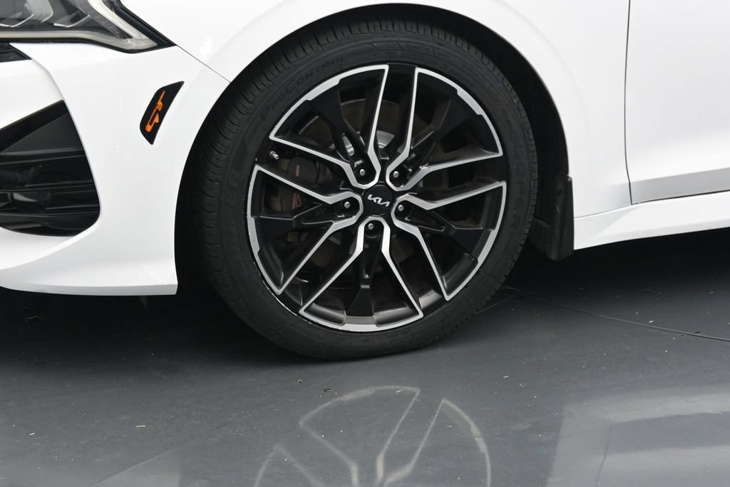 Used 2021 Kia K5 GT w/ GT1 Package FWD image 12