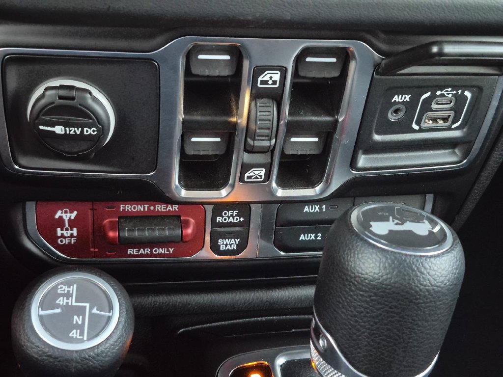 Used 2026 Jeep Wrangler Unlimited Rubicon AWD/4WD image 28