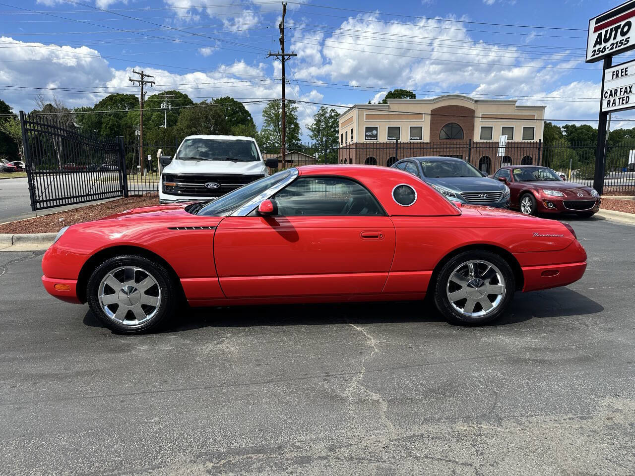 Used 2002 Ford Thunderbird Deluxe RWD image 8