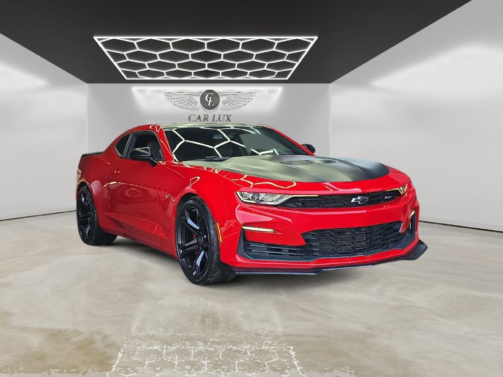 Used 2021 Chevrolet Camaro SS RWD image 7