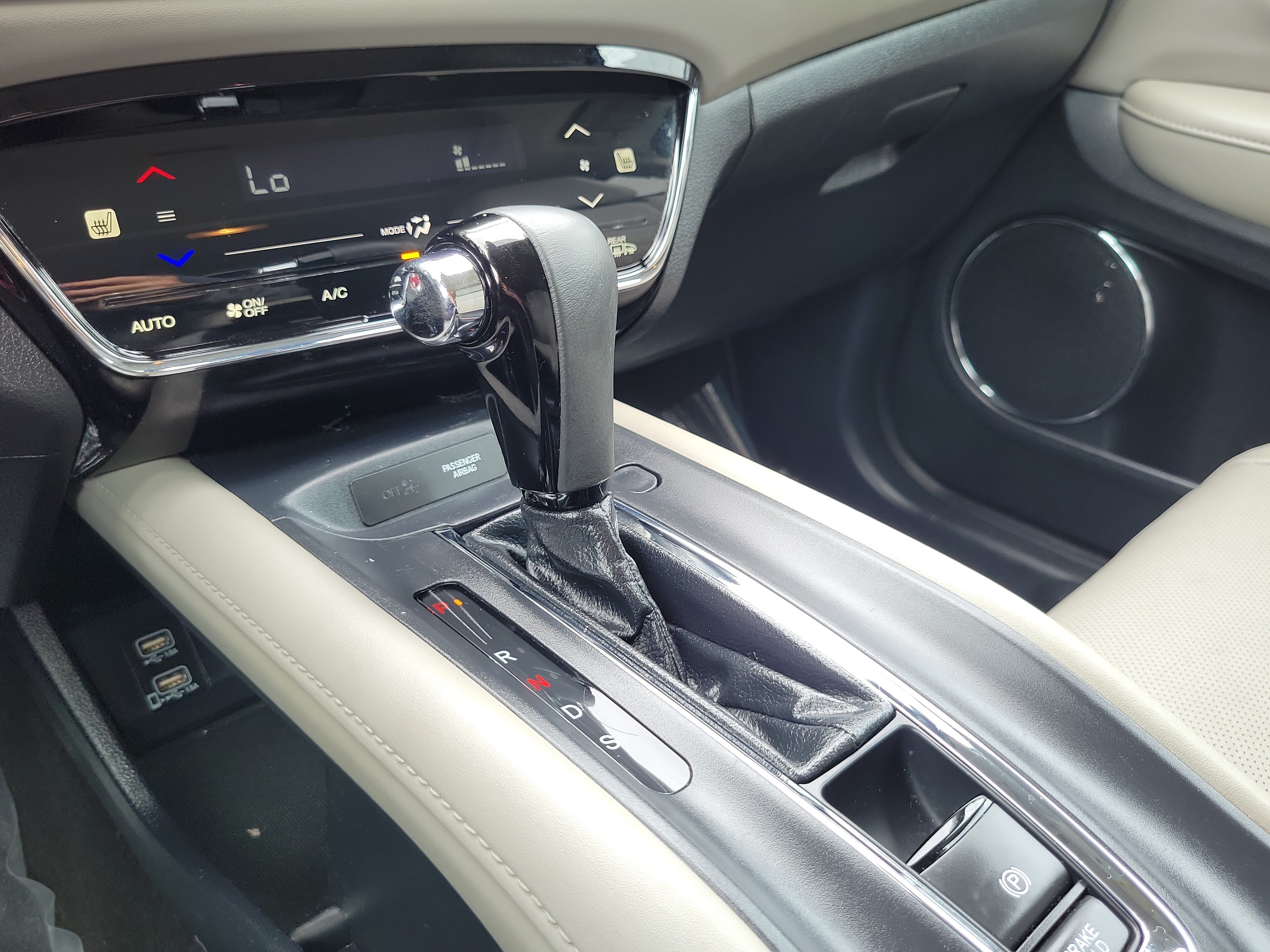 Used 2021 Honda HR-V EX-L image 22