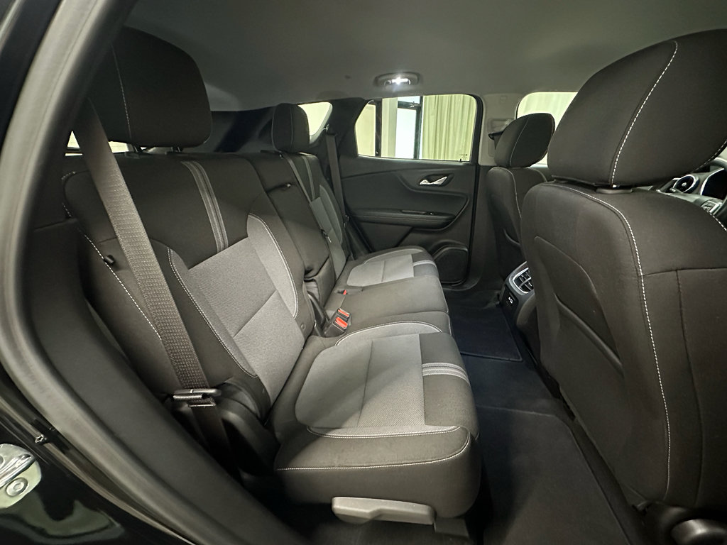 Certified 2025 Chevrolet Blazer LT AWD/4WD image 18
